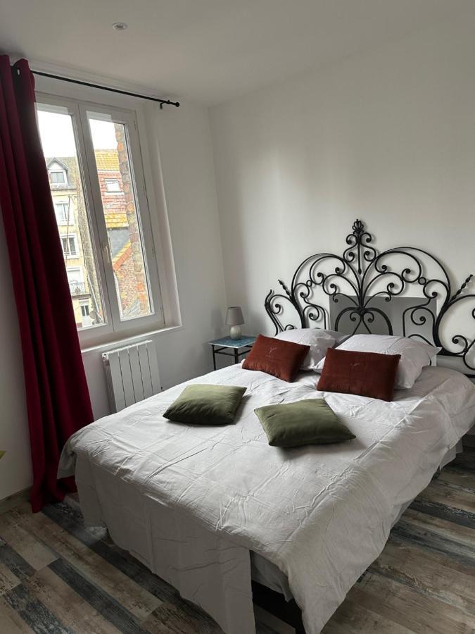Des Beaux Appartements Deluxe Dieppe Exterior foto