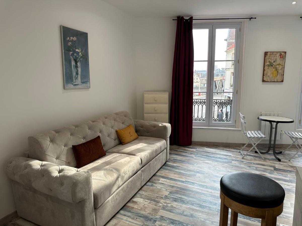 Des Beaux Appartements Deluxe Dieppe Exterior foto