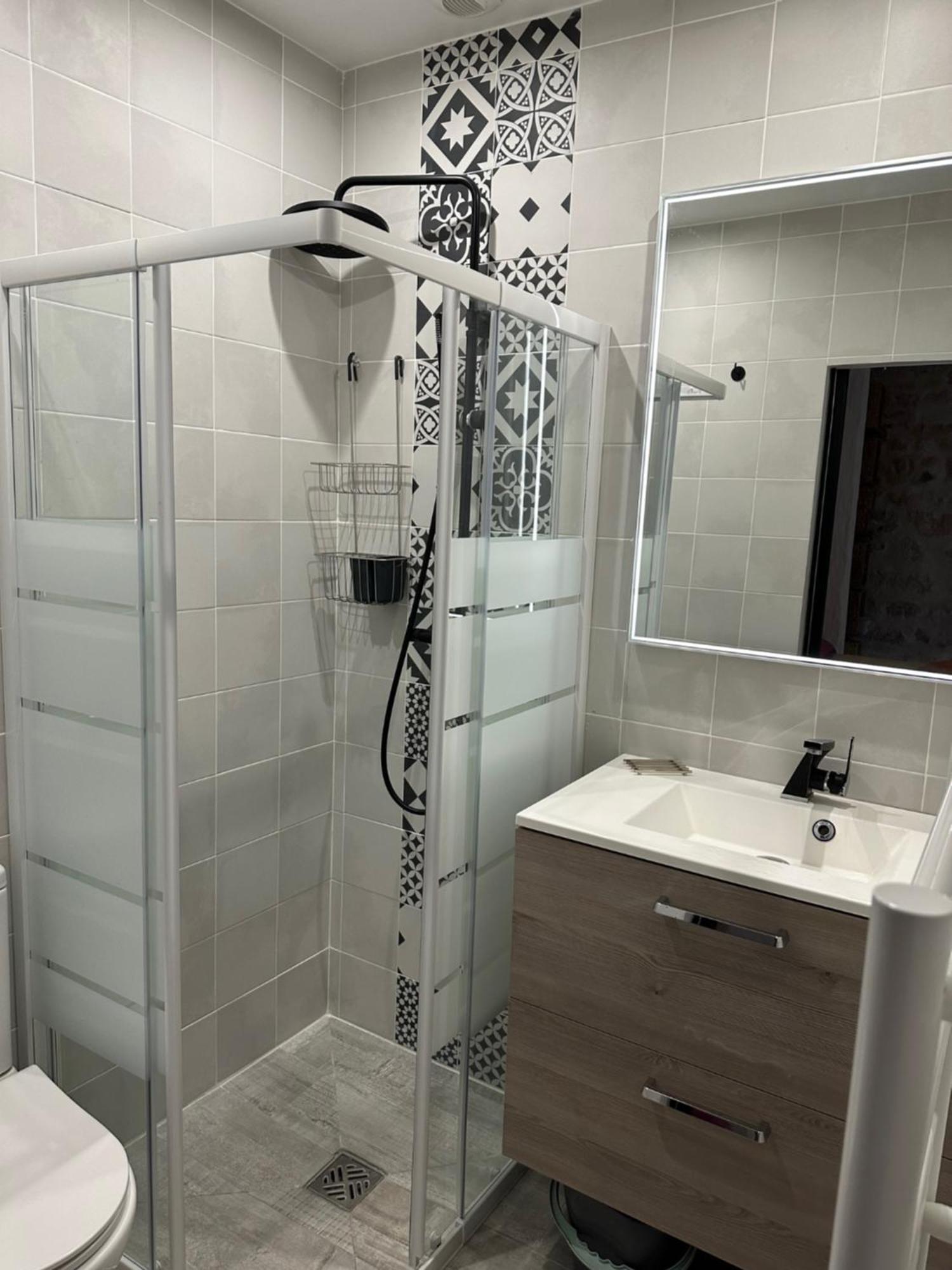 Des Beaux Appartements Deluxe Dieppe Exterior foto